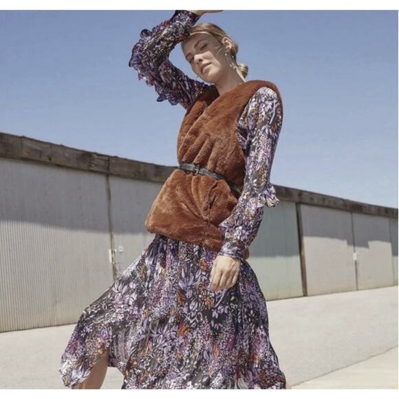 Stella & Dot Jackets & Blazers - Stella & Dot Soft Faux Fur Vest Women XS Rusty Brown NWT Cozy Open Front